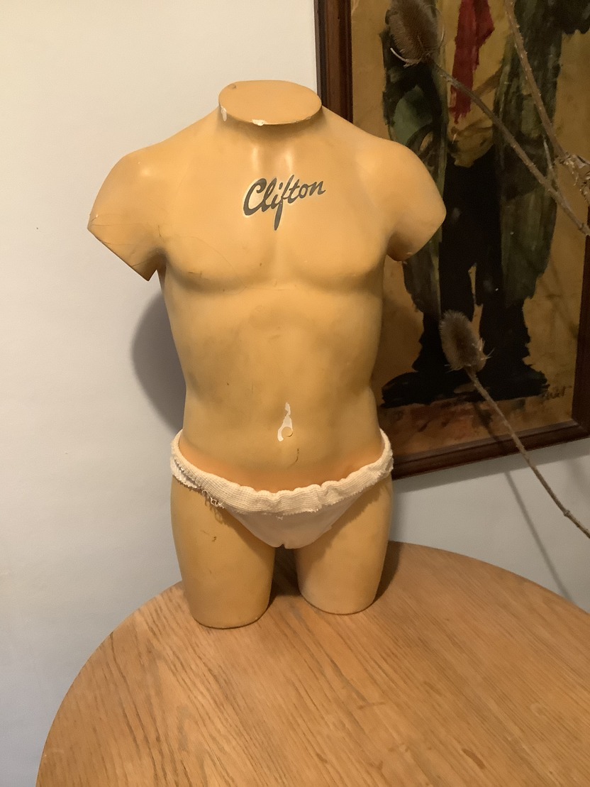 1930s Countertop Model - Image 2